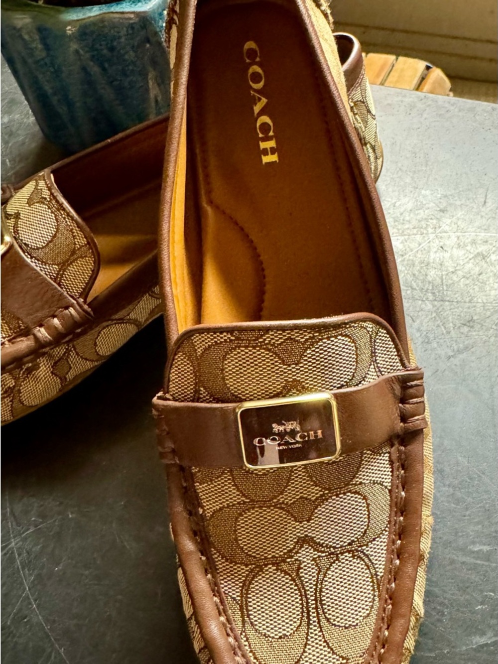 Coach Tan & Brown Signature Canvas Penny Loafers Size 11 Great Condition - Picture 4 of 13